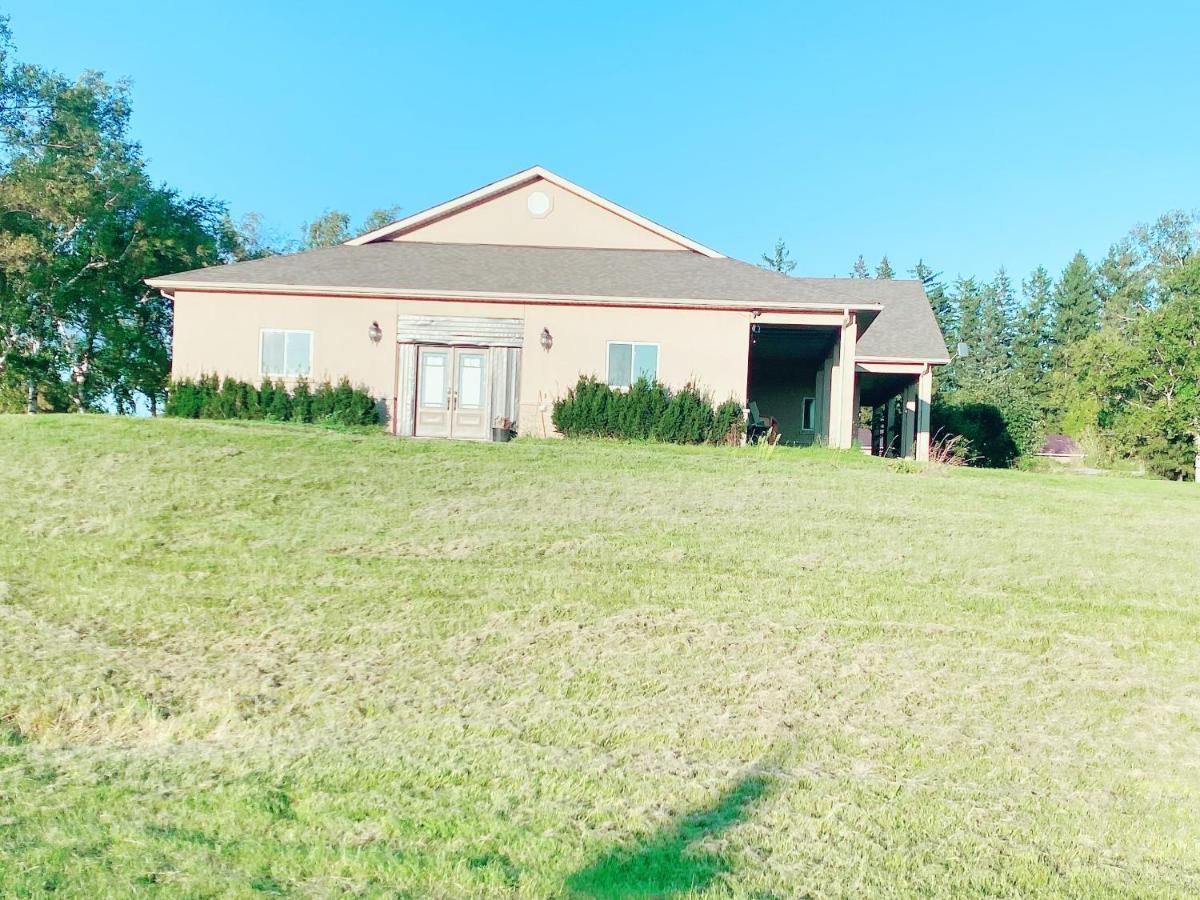 Large Estate 3 Bedroom Luxury Villa King City Esterno foto